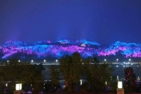 城市公共空間光環境優化：從功能照明到情感體驗